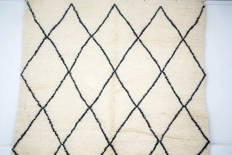 Vintage Berber BeniOurain Rug